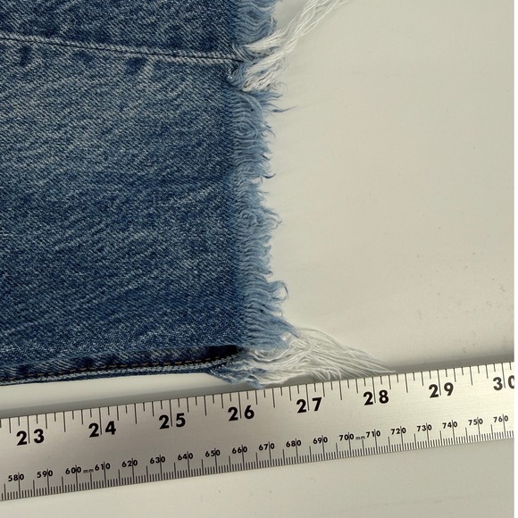 FREE PEOPLE We The Free Maggie Distressed‎ Ripped Denim Jeans Women's Size 28 - Picture 5 of 5